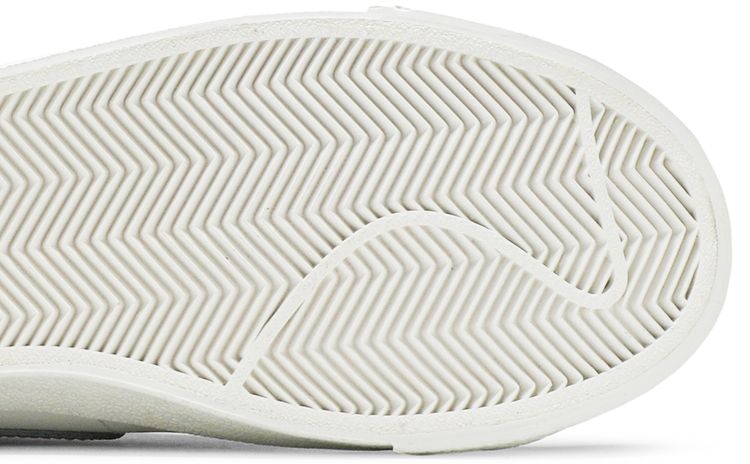 Nike Wmns Blazer Mid 77 White Silver Metallic