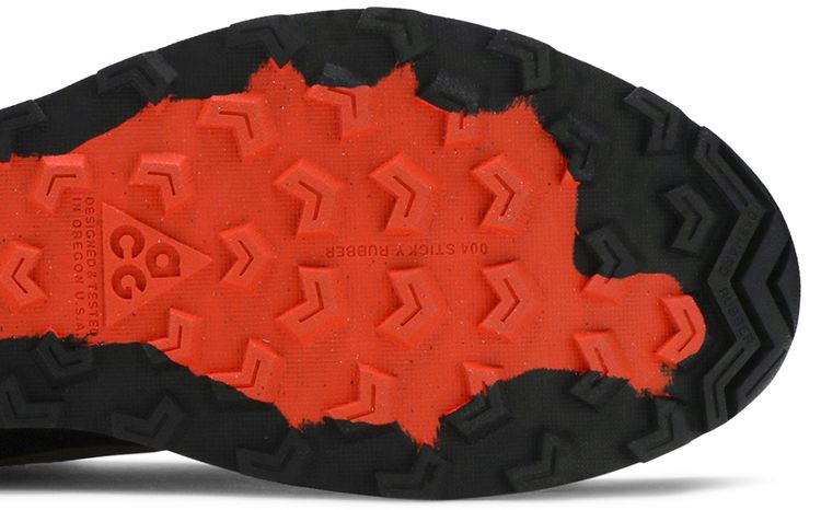 Nike ACG Air Nasu Gore Tex Khaki Golden Beige