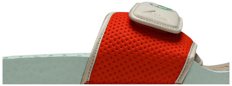 Pharrell x NIGO x adidas HU Chancletas Slides Friendship Pack