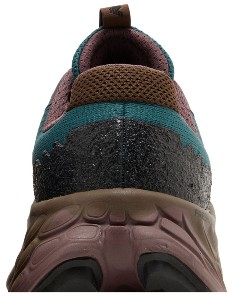 New Balance Fresh Foam X More Trail v3 New Spruce Dark Mushroom
