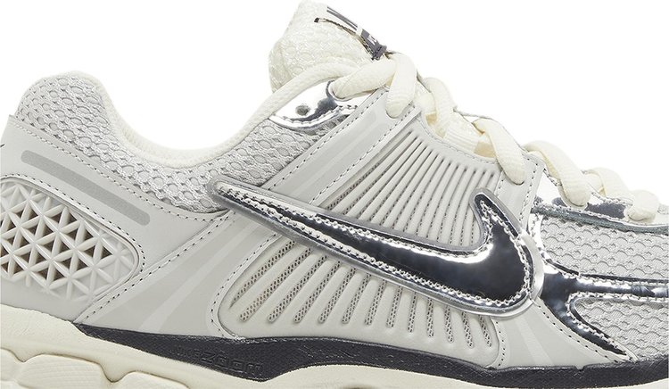 Air Zoom Vomero 5 Chrome