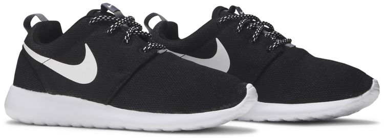 Nike Wmns Roshe One Black