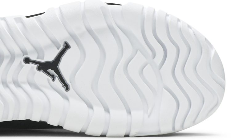Jordan Aerospace 720 White Black Gym Red