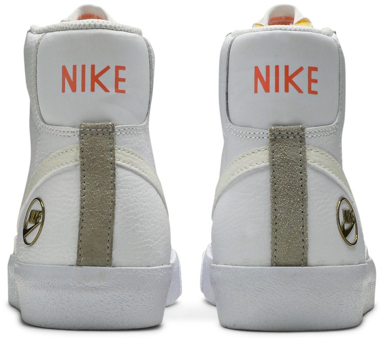 Nike Wmns Blazer Mid 77 Vintage Gold Emblem