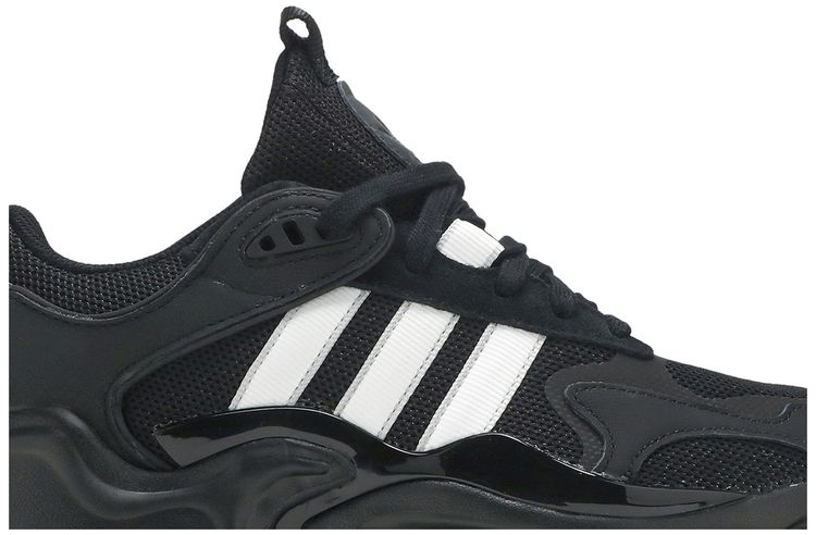 Adidas Wmns Magmur Runner Black White