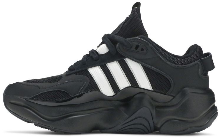 Adidas Wmns Magmur Runner Black White