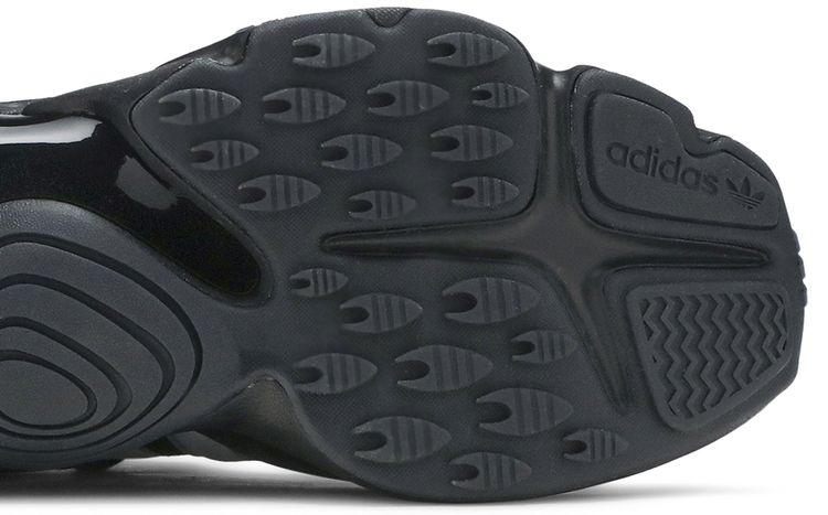 Adidas Wmns Magmur Runner Black White