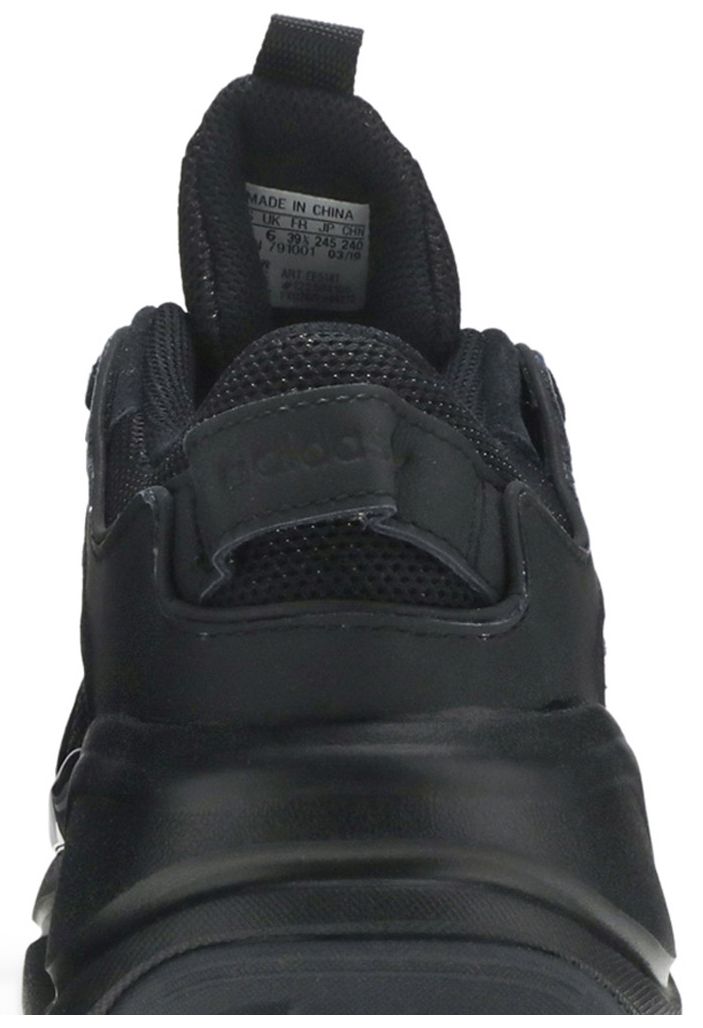 Adidas Wmns Magmur Runner Black White