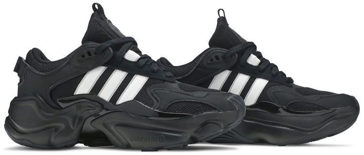 Adidas Wmns Magmur Runner Black White