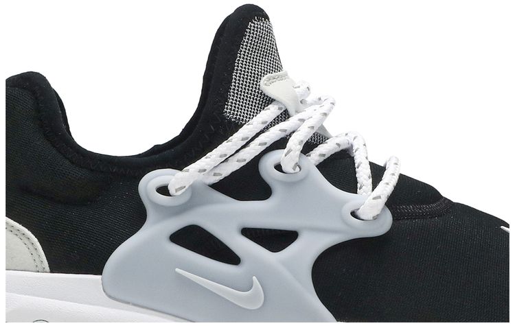 Nike Wmns React Presto Black Grey