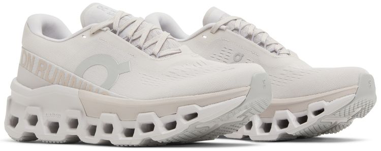 Wmns Cloudmonster 2 Sand Frost