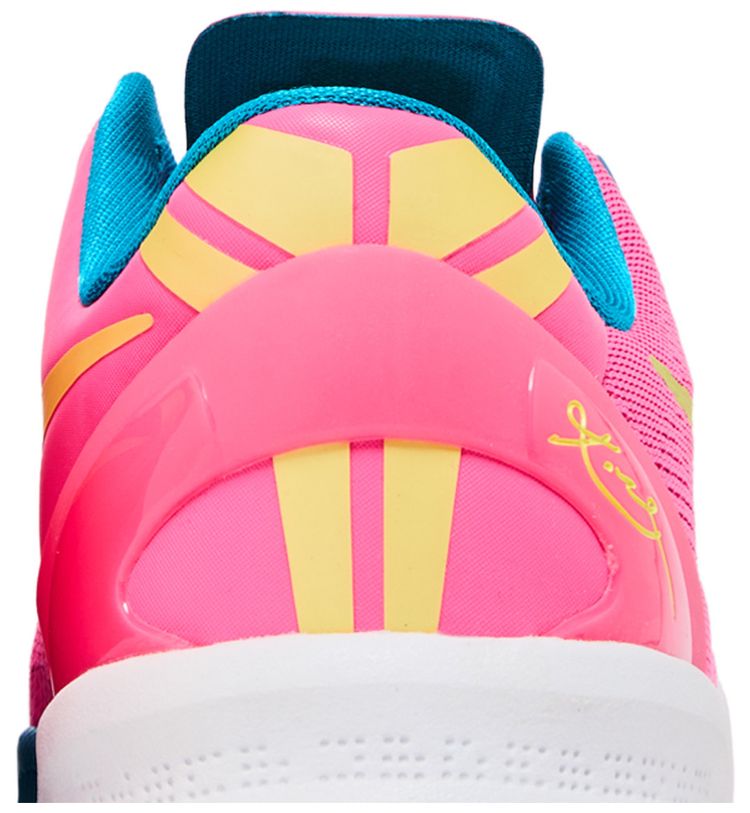 Nike Kobe 8 GS Dynamic Pink