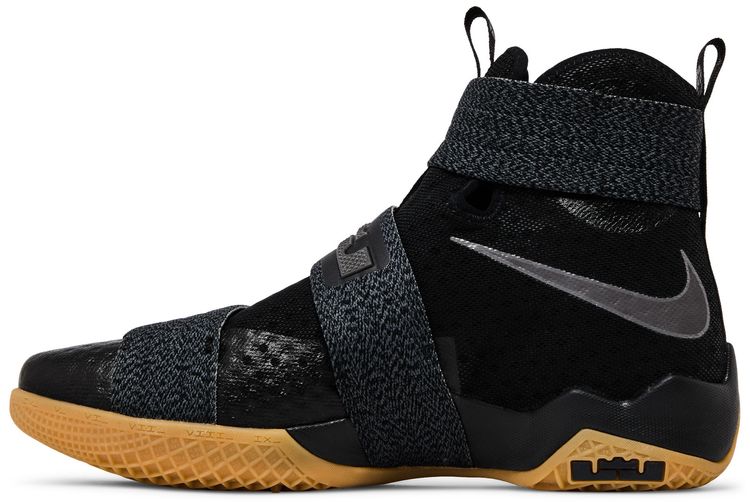 LeBron Soldier 10 SFG Black Gum