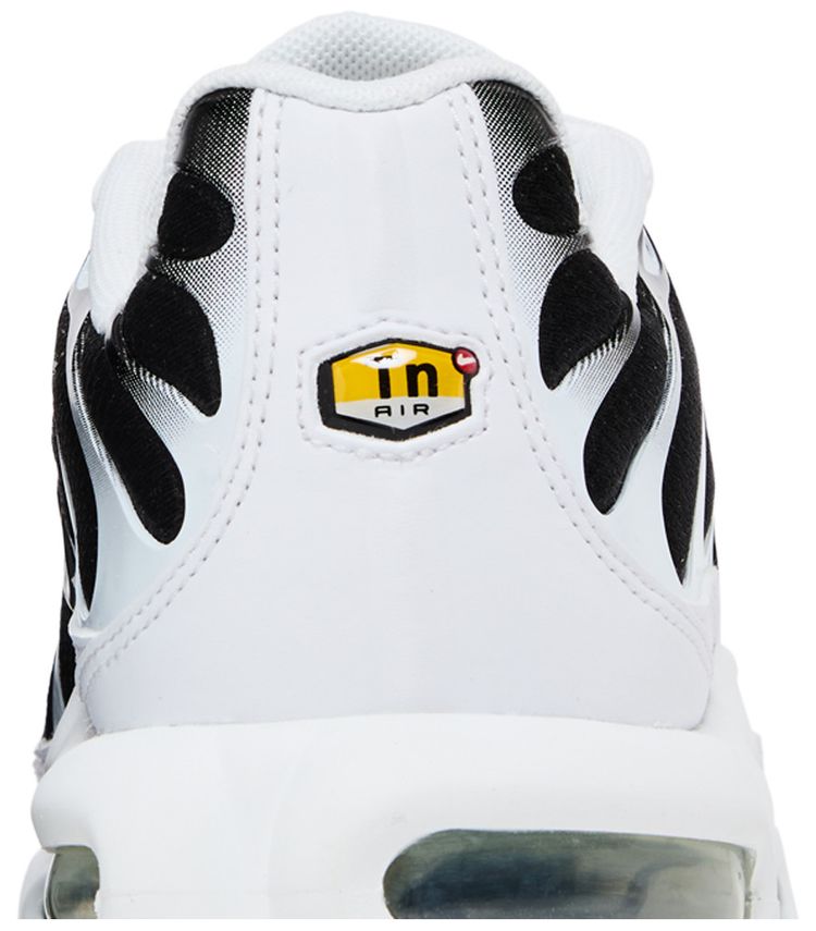 Nike Air Max Plus Black White