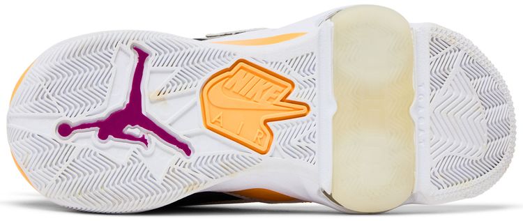 Air Jordan Wmns Jordan Zoom 92 Cactus Flower