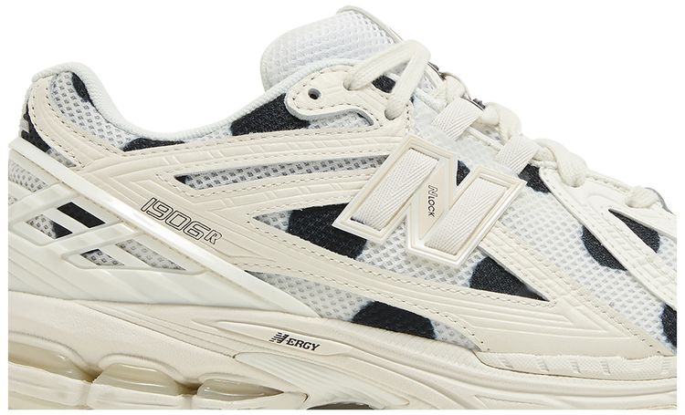 New Balance 1906R Polka Dot Pack   Sea Salt