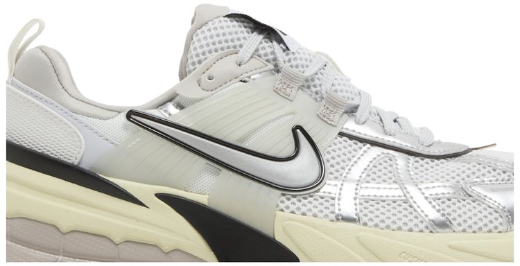 Nike V2K Run Pure Platinum Metallic Silver