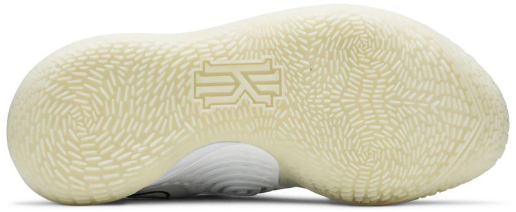 Nike Kyrie Low 3 Eclipse