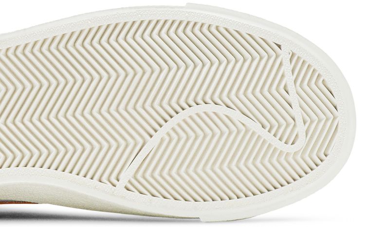 Nike Blazer Mid 77 Vintage White Mantra Orange