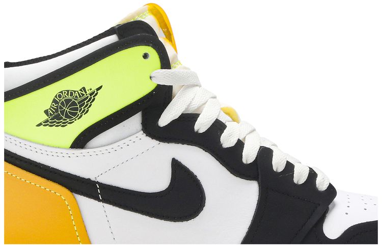 Air Jordan 1 Retro High OG GS Volt Gold