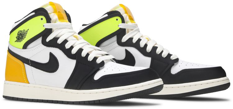 Air Jordan 1 Retro High OG GS Volt Gold