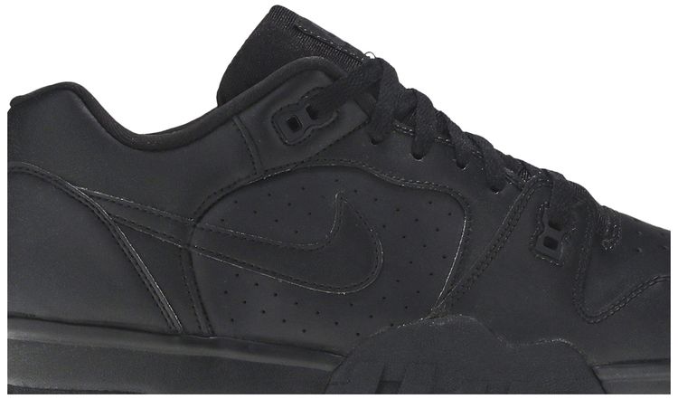 Nike Air Cross Trainer Low Triple Black