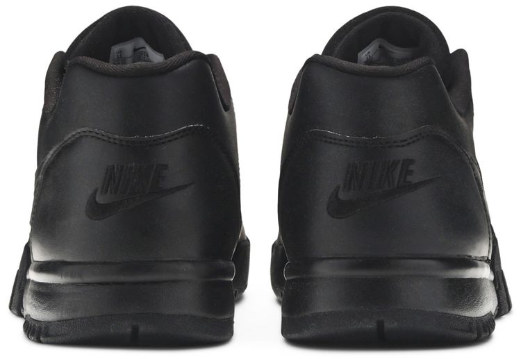 Nike Air Cross Trainer Low Triple Black
