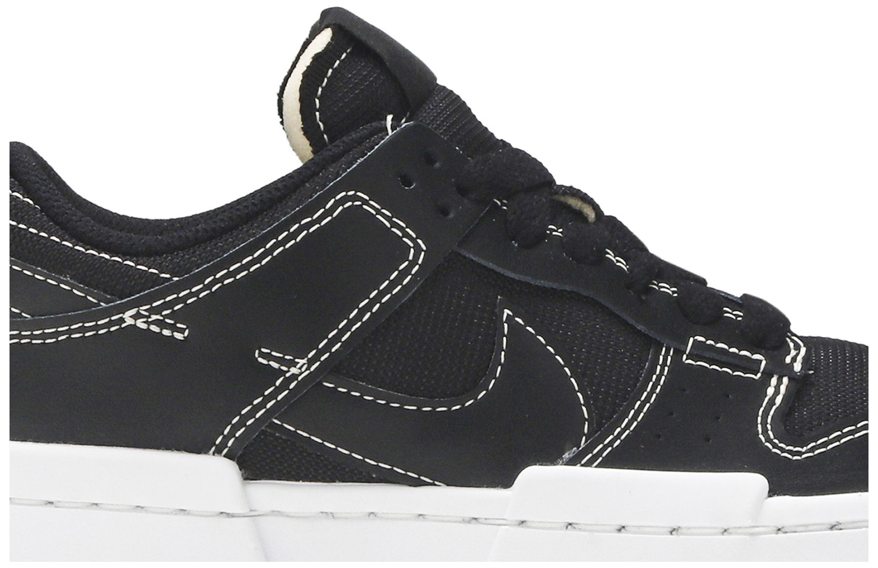 dunk low disrupt goat