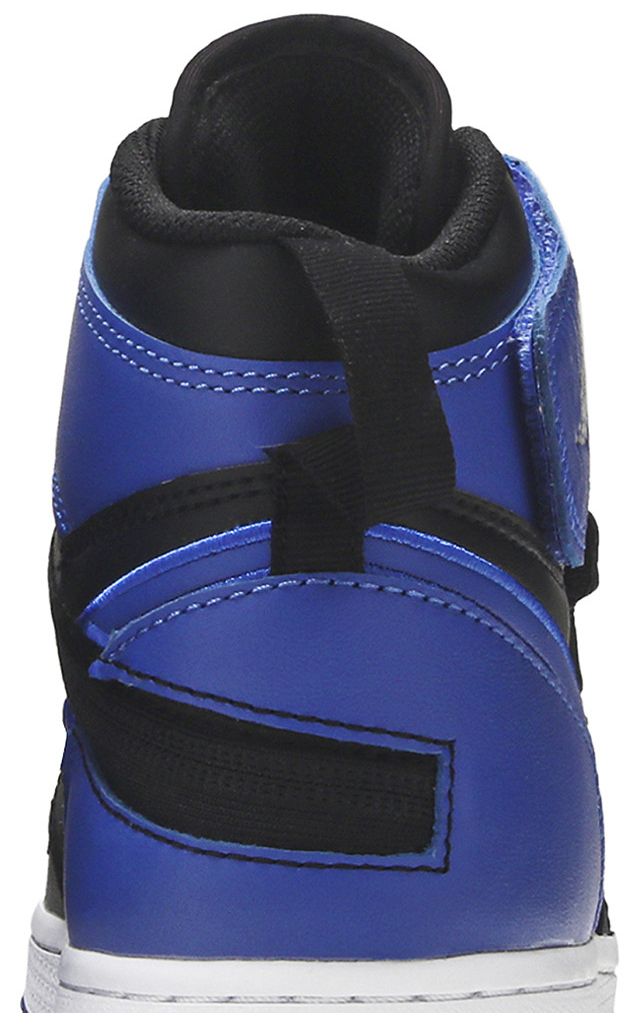 Air Jordan 1 High FlyEase GS Hyper Royal