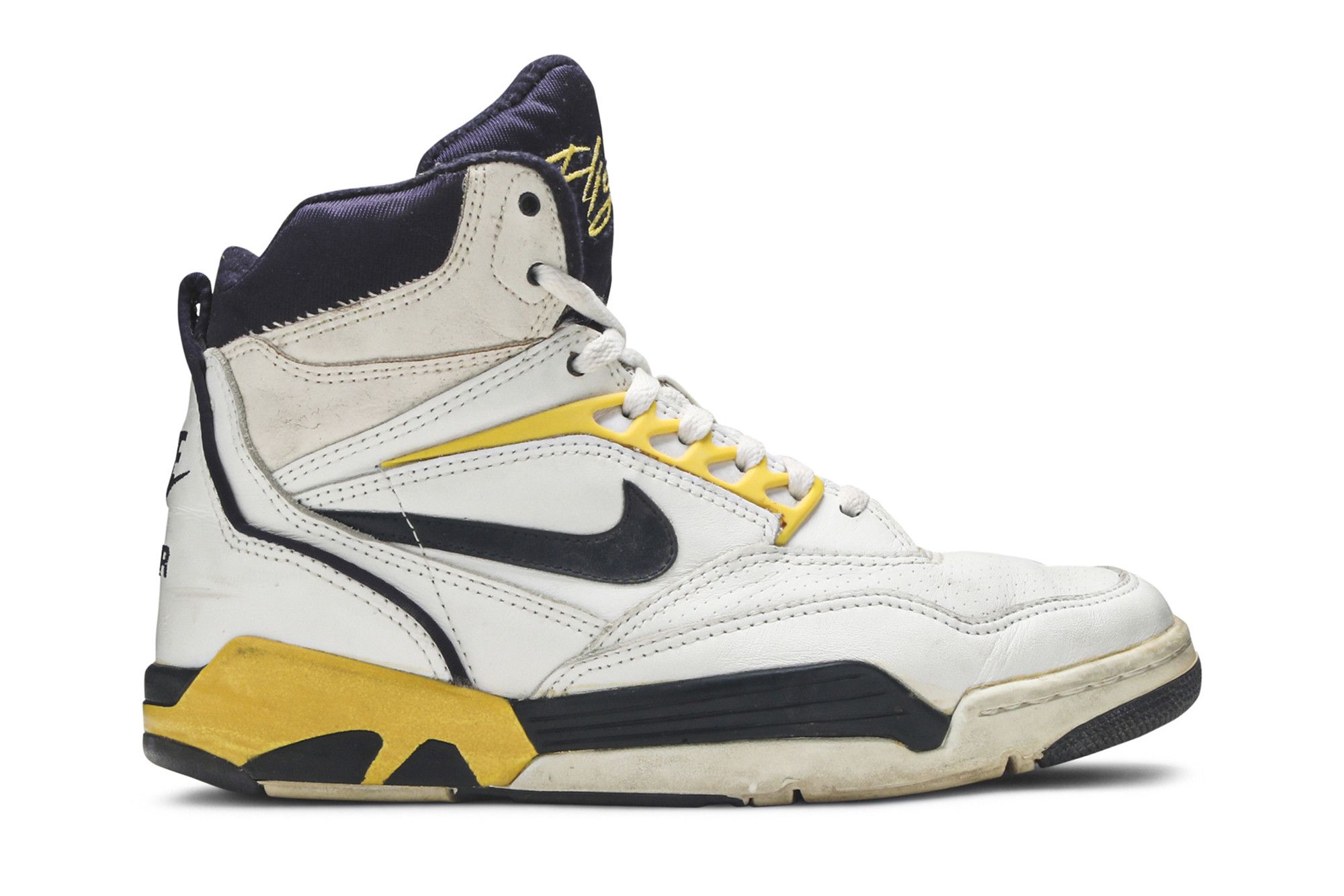 Nike solo flights 2025