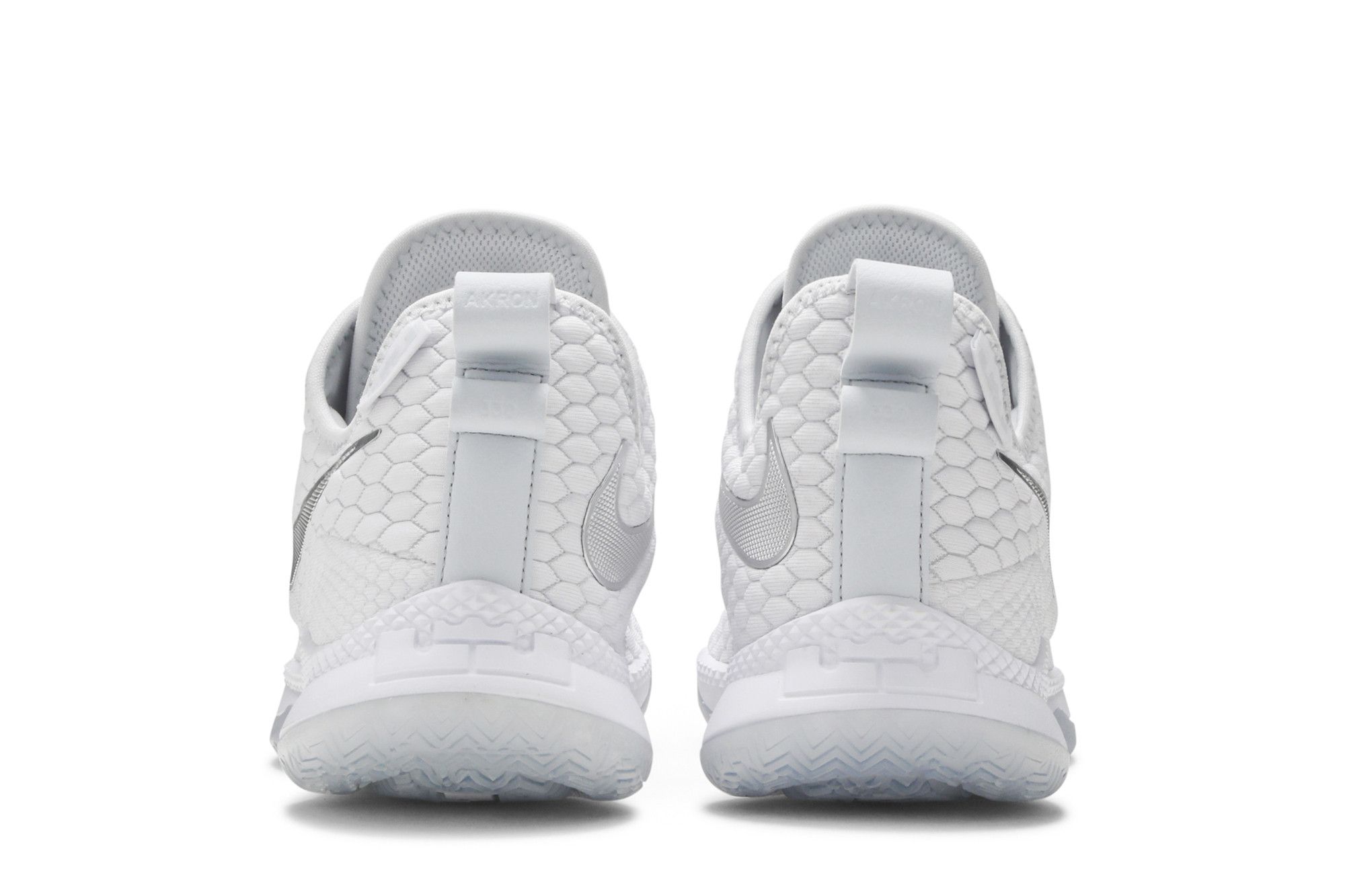 Nike lebron witness iii white top