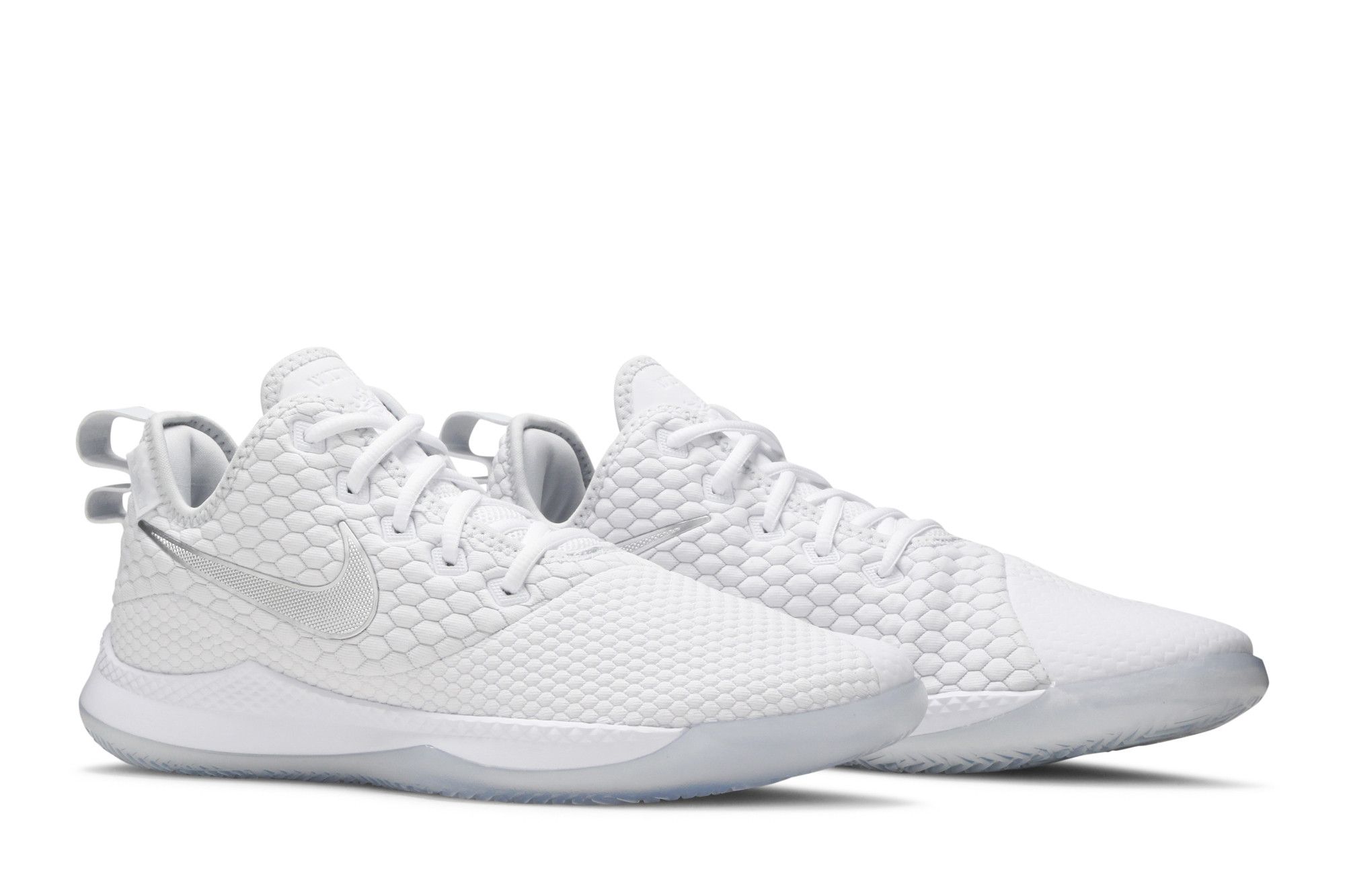 Lebron witness 3 women's cheap