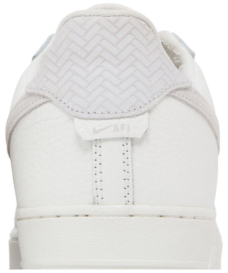 Nike Air Force 1 07 Craft White Photon Dust