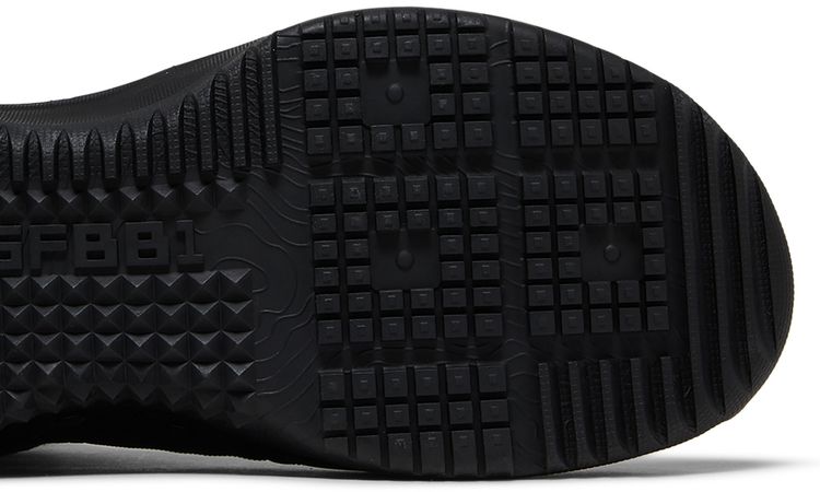 SFB B1 Triple Black