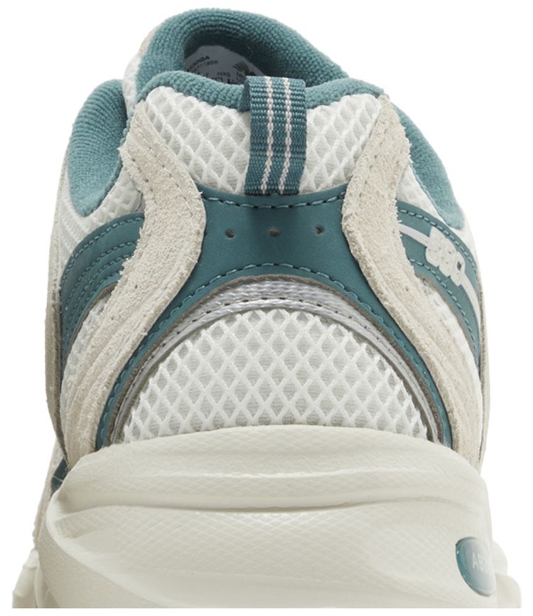 New Balance 530 Reflection Green