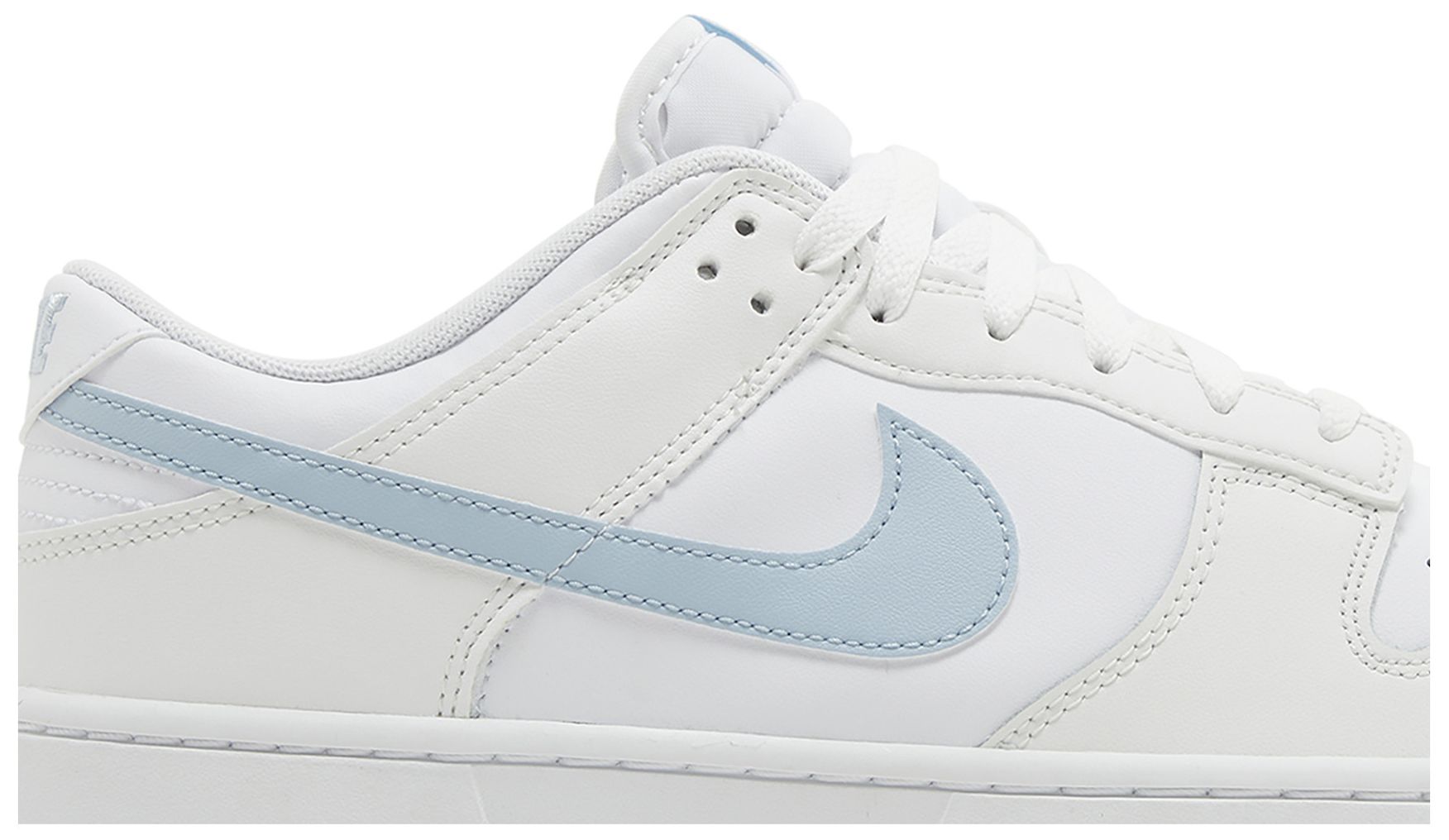low dunks blue and white