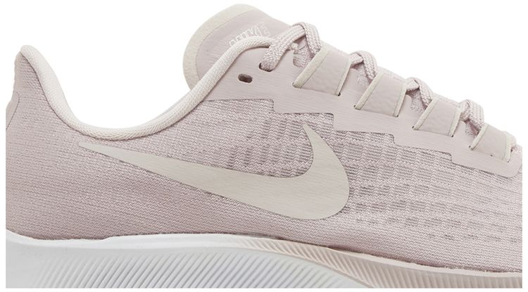 Nike Wmns Air Zoom Pegasus 37 Champagne