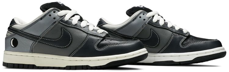Nike Dunk Low Premium SB Lunar Eclipse East