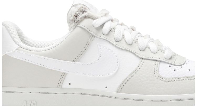 Nike Wmns Air Force 1 07 Low Light Bone