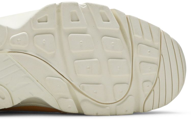 Nike Air Trainer Huarache City Pride Houston