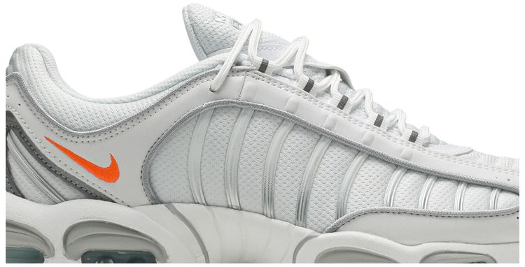 Nike Air Max Tailwind 4