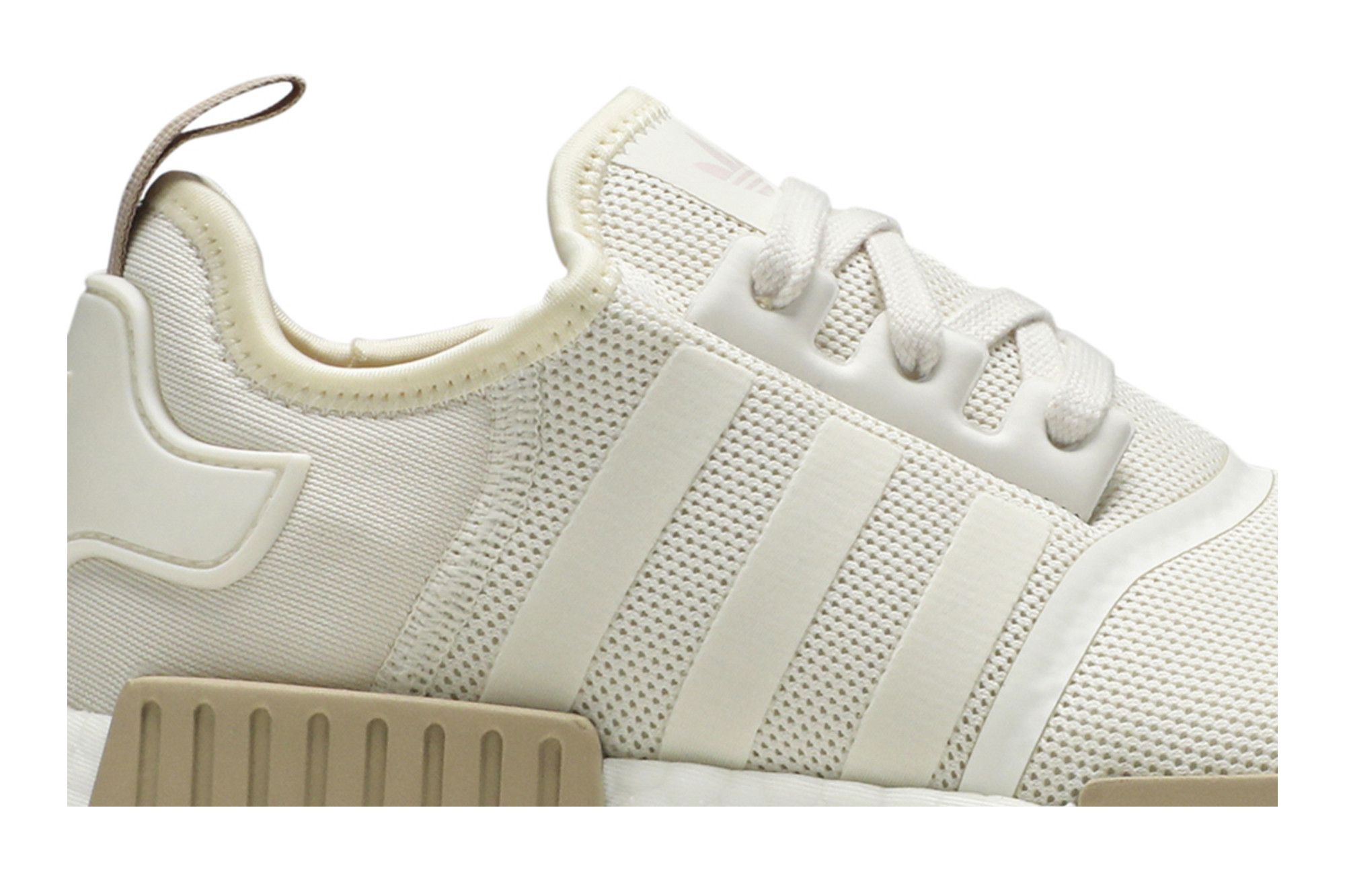 Size 6.0 Wmns NMD R1 Chalk White