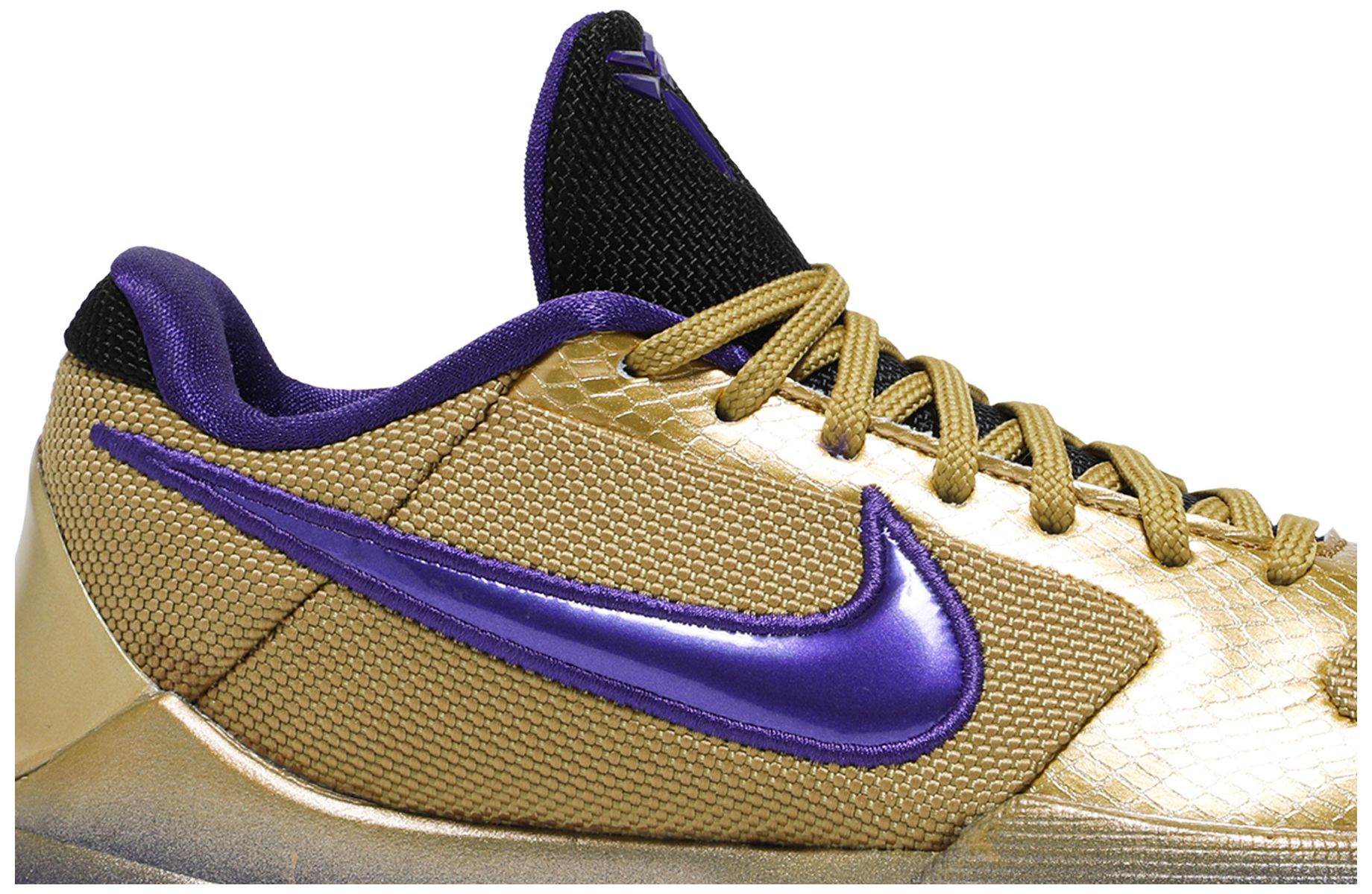 kobe hall of fame shoes