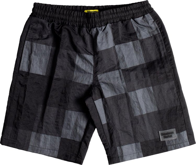 Chinatown Market Checkered Shorts 'Black'