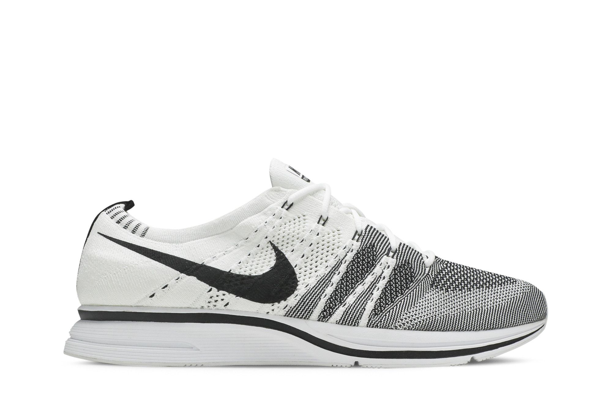 Nike flyknit 2017 white sale