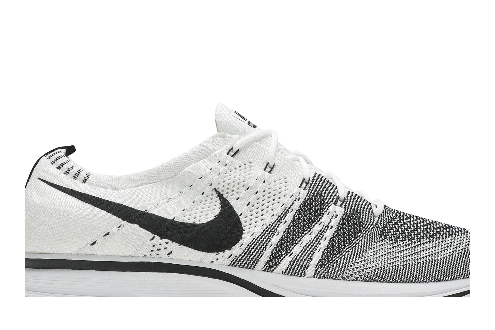 Nike flyknit trainer white black new arrivals