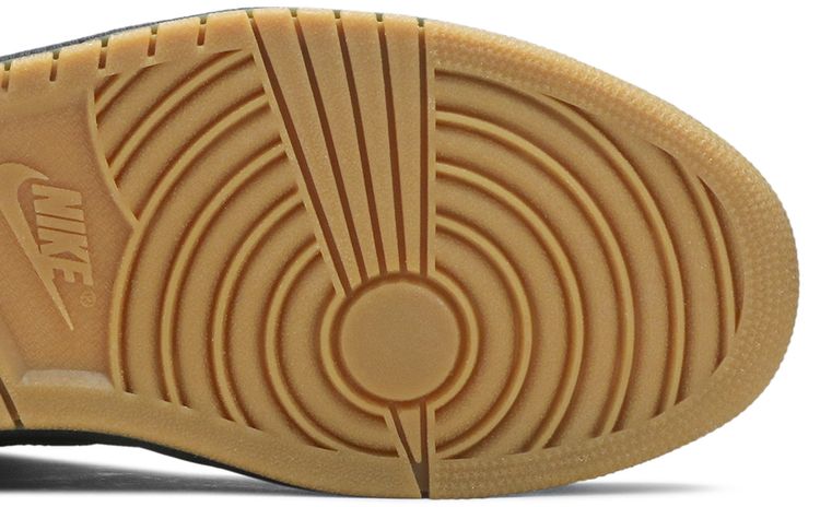 Air Jordan 1 Retro Gum Bottom