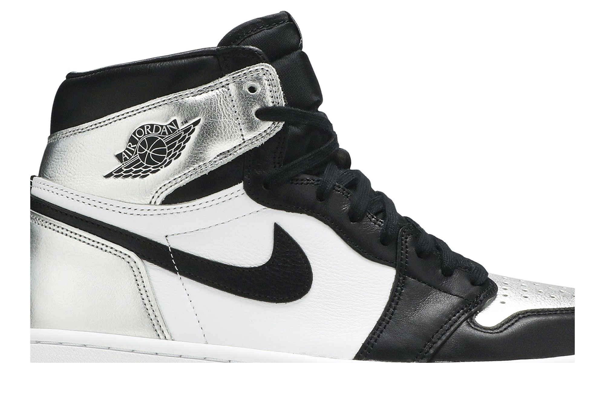 Buy Wmns Air Jordan 1 Retro High OG Silver Toe CD0461 001 GOAT