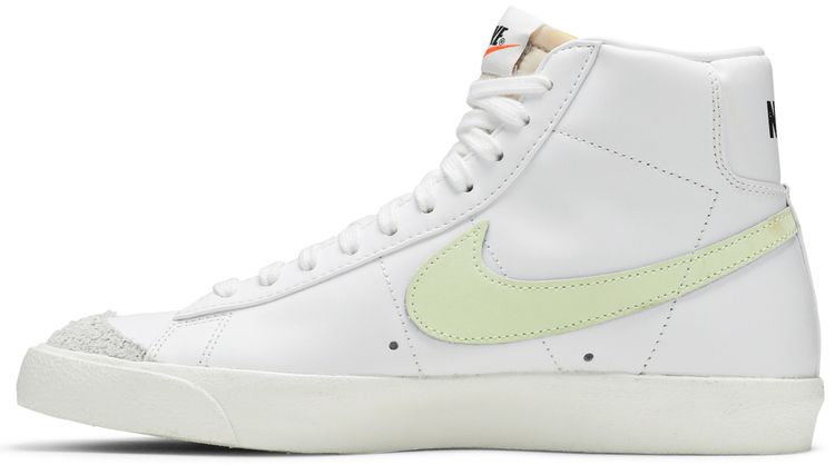 Nike Wmns Blazer Mid 77 Barely Volt