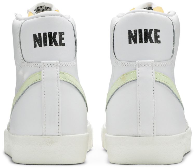 Nike Wmns Blazer Mid 77 Barely Volt